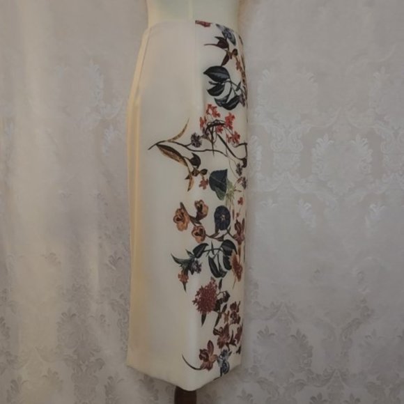 Antonio Melani Cedric Floral Pencil Skirt Size 4 NWT - Picture 4 of 16